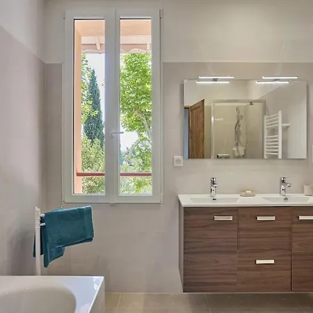 Villa Le Bastidon, Aix En Pce Proche Centre, Climatise, 4 *